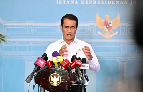 Amran Copot Permanen 13 Pejabat Kementan karena Judi Online